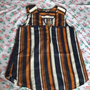 Multi color shirt SUPER CUTE